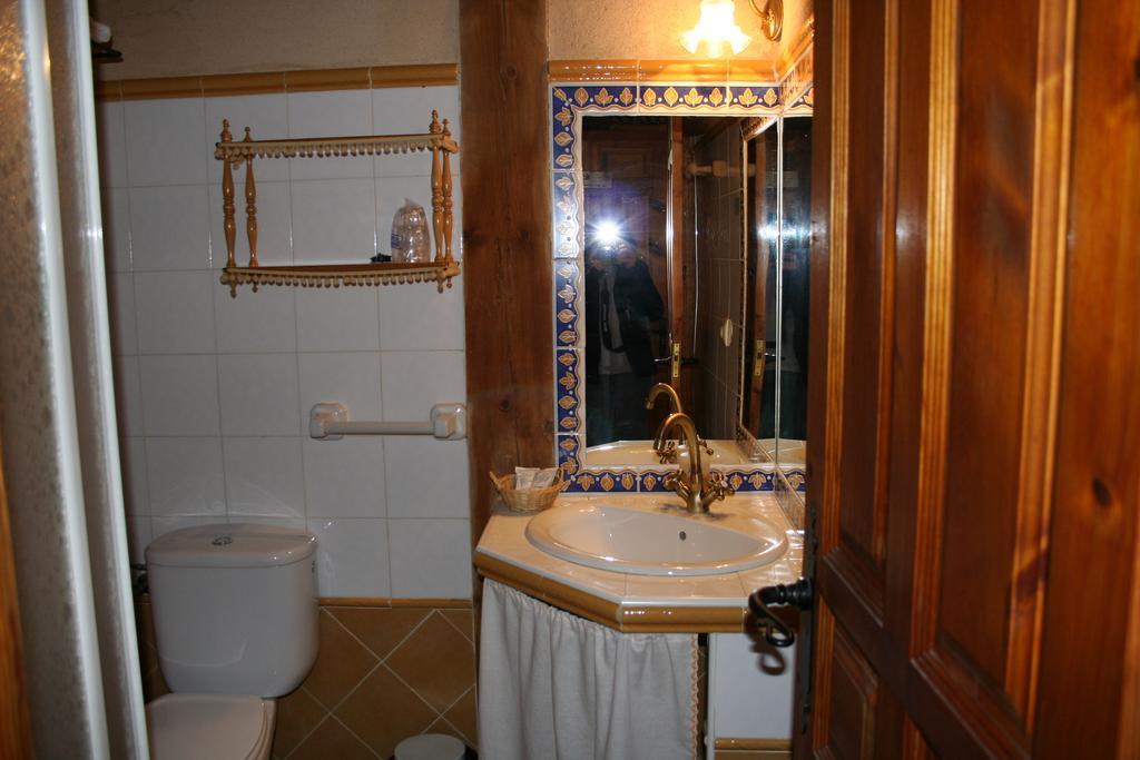Hotel La Huerta De San Lorenzo Segovia Zimmer foto