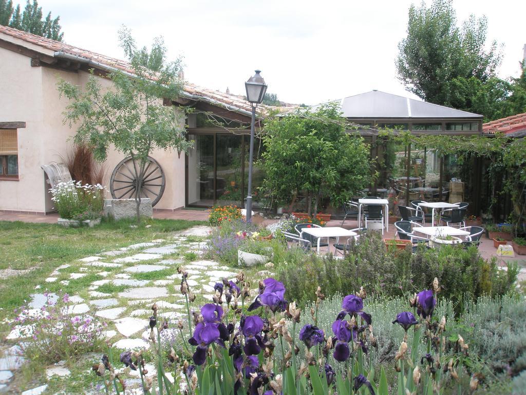 Hotel La Huerta De San Lorenzo Segovia Exterior foto